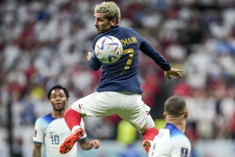 ฝรั่งเศส เฉือนชนะ อังกฤษ ขณะที่ โมร็อกโก สร้างประวัติศาสตร์ฟุตบอลโลก